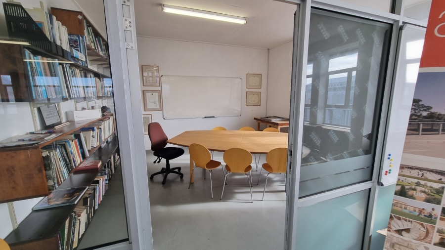 To Let Commercial Property for Rent in Woodstock Western Cape
